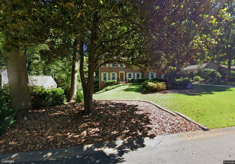 1060 Colony Cir, Marietta, GA 30068 - photo 1