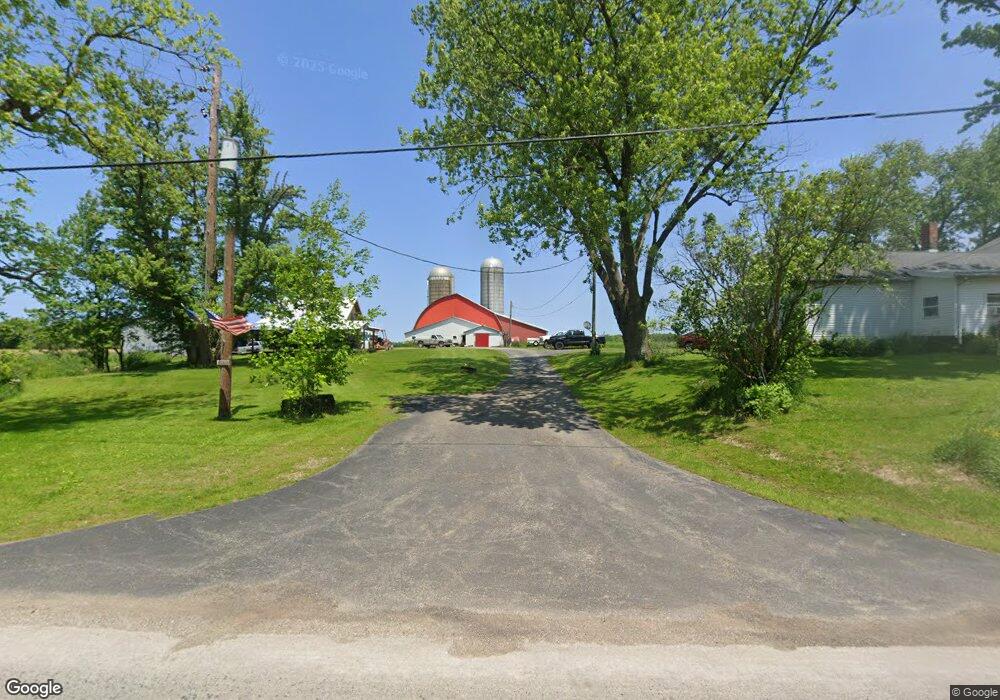 5563 Hilldom Rd, Pierpont, OH 44082 - photo 1