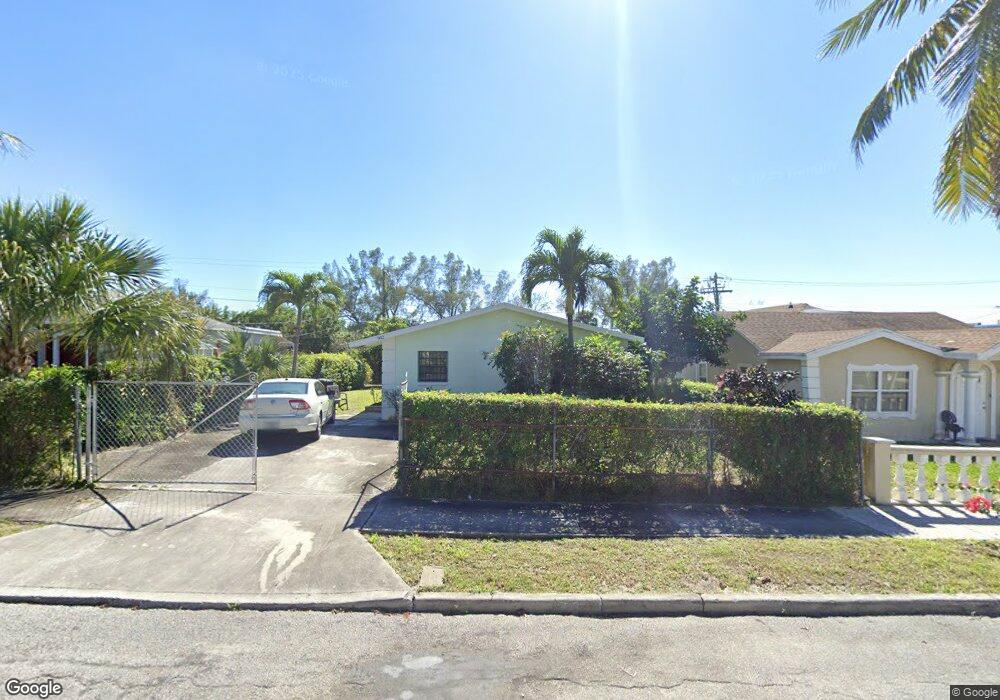 942 29th St, West Palm Beach, FL 33407 - photo 1