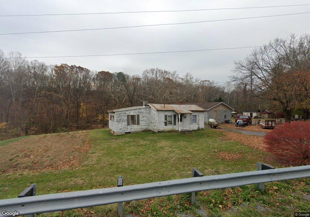 19048 Senedo Rd, Edinburg, VA 22824 - photo 1