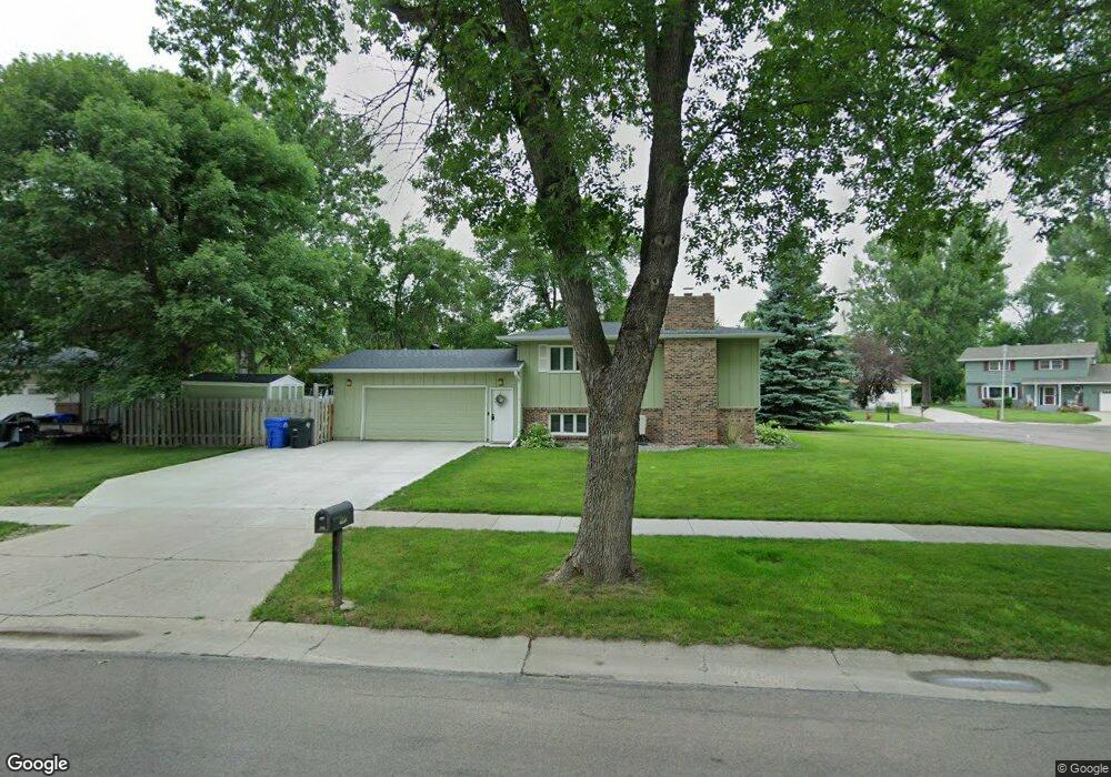 3238 Evergreen Rd N, Fargo, ND 58102 - photo 1