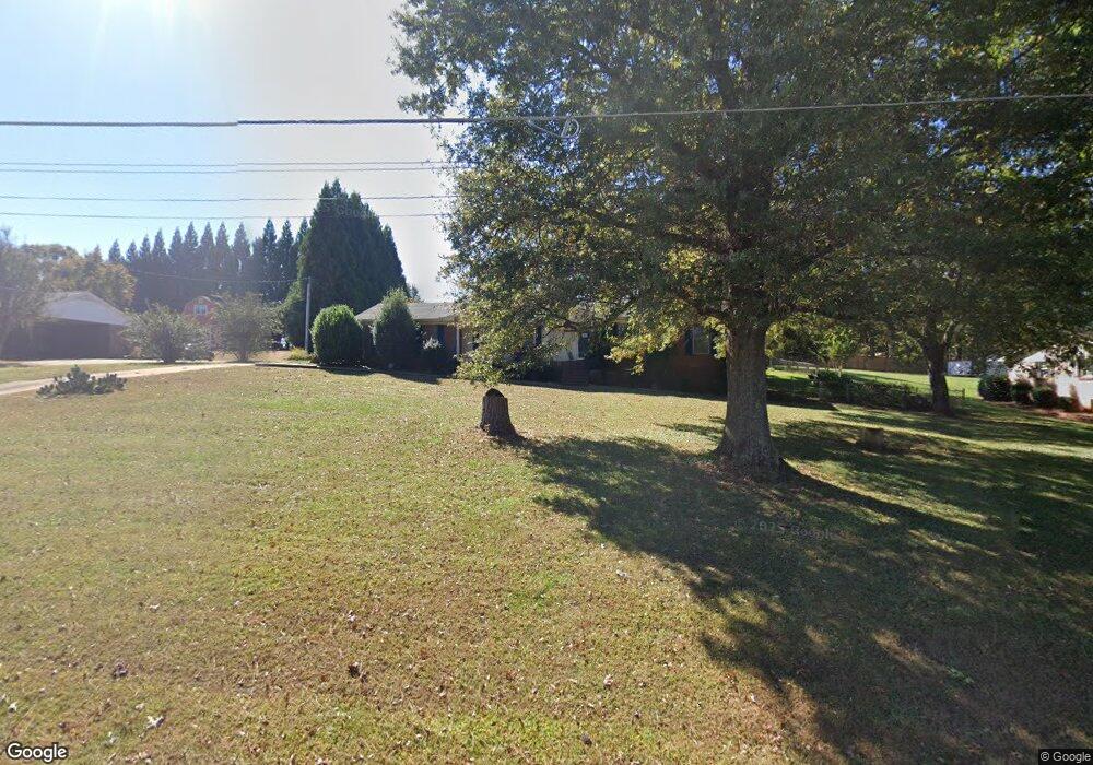 4912 Strickland Rd, Flowery Branch, GA 30542 - photo 1