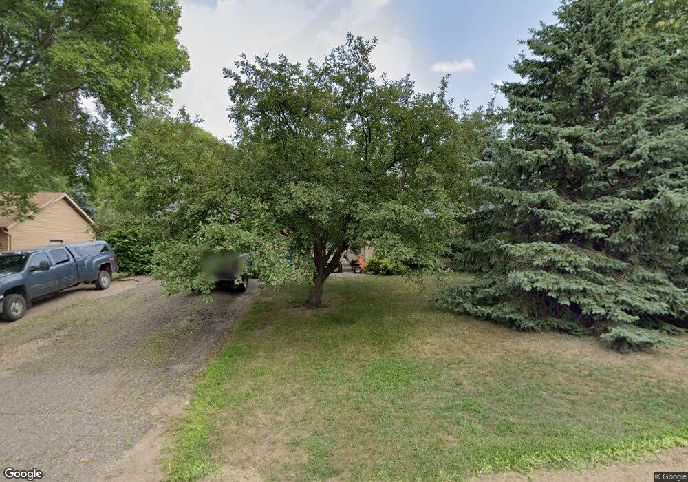 1932 W Highview Dr, Sauk Rapids, MN 56379 - photo 1