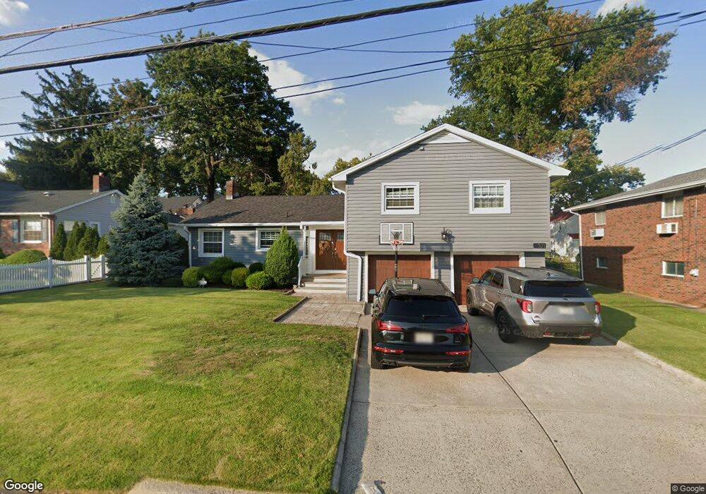 321 Lincoln Ave, Hasbrouck Heights, NJ 07604 - photo 1