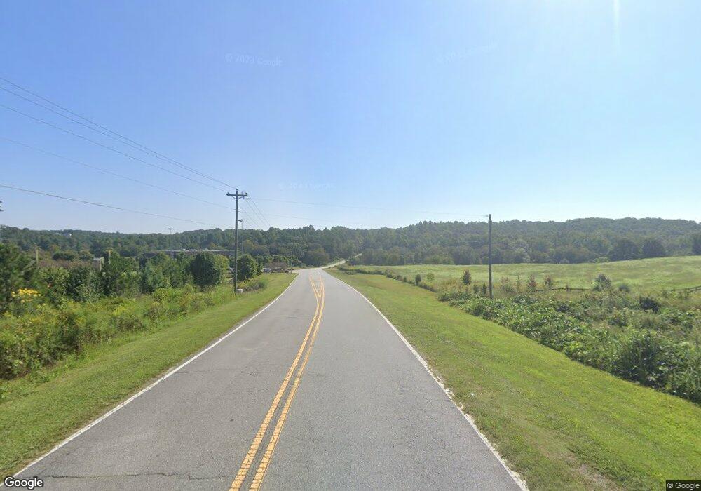 4252 Nopone Rd, Gainesville, GA 30506 - photo 1