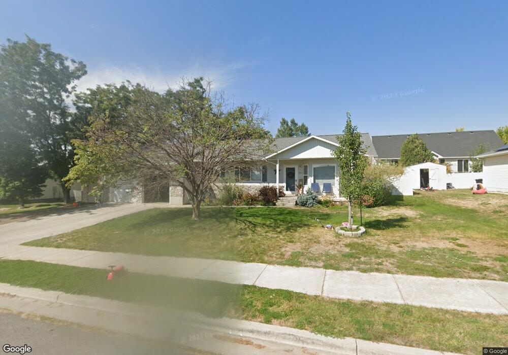 381 E 400 S, Smithfield, UT 84335 - photo 1