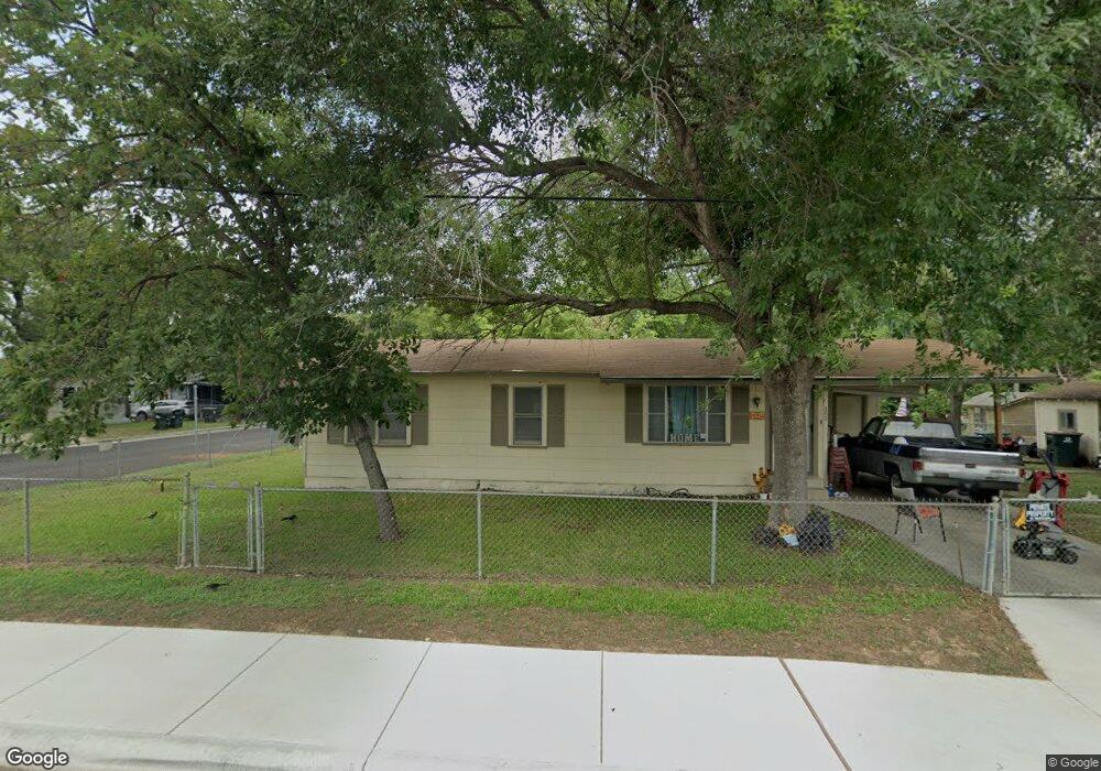 202 Tampico St, San Marcos, TX 78666 - photo 1