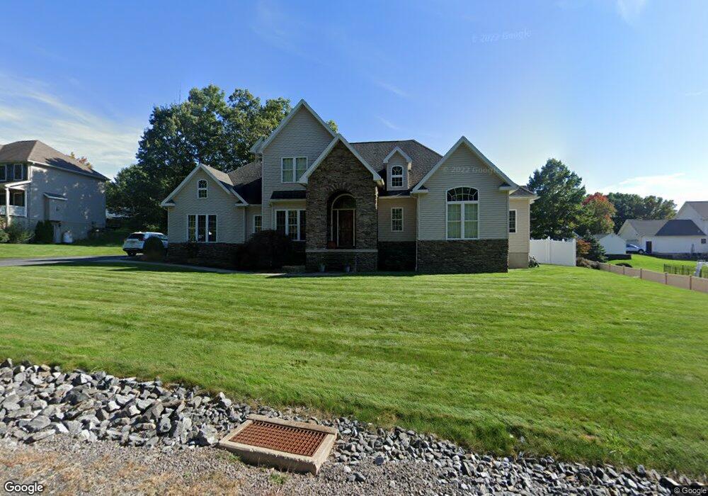 6 Gable Crest Dr, Pittston, PA 18640 - photo 1