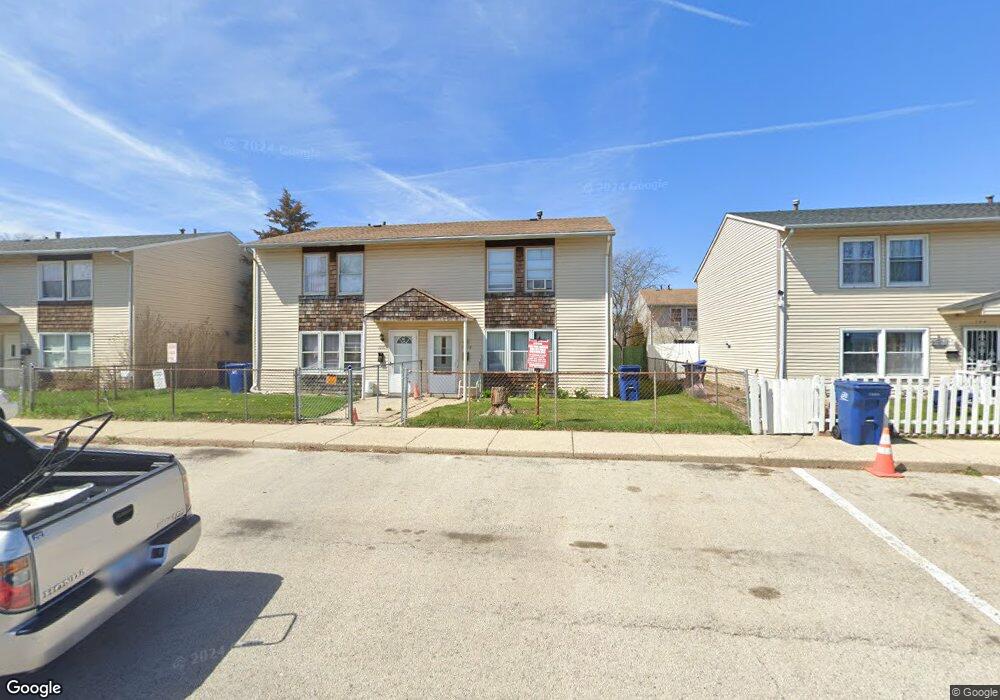 1212 Collier Ct, Waukegan, IL 60085 - photo 1