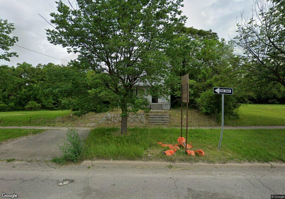 1245 Broadway Blvd, Flint, MI 48506 - photo 1