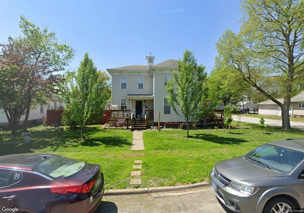 403 Decatur St, Lincoln, IL 62656 - photo 1