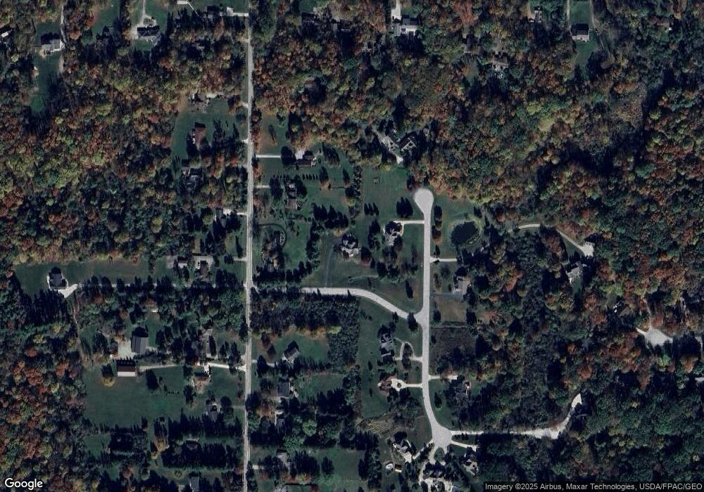 925 Hidden Creek Dr, Aurora, OH 44202 - photo 1