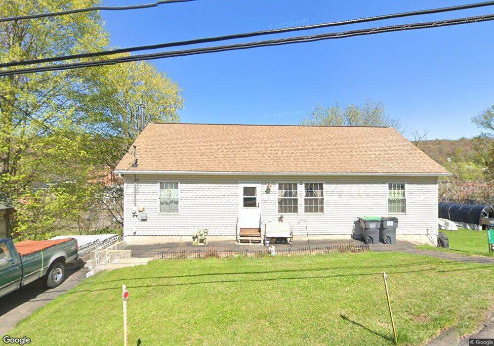 227 Ridge St, Honesdale, PA 18431 - photo 1