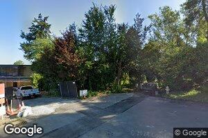 9010 NE 41st St, Yarrow Point, WA 98004