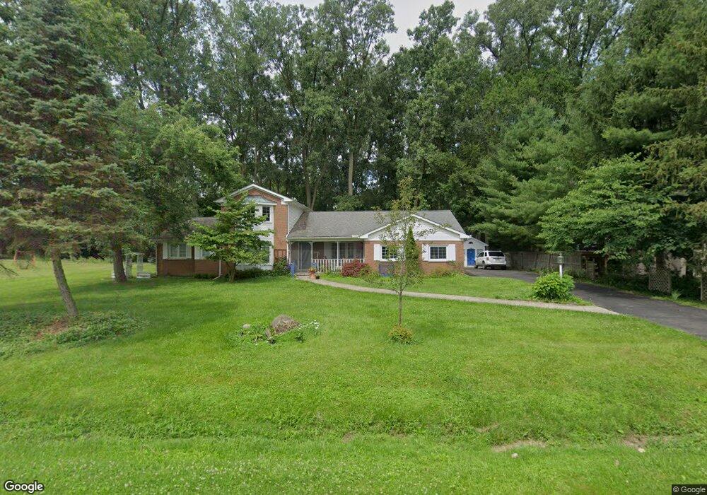 2956 Saddlewood Rd, West Bloomfield, MI 48324 - photo 1