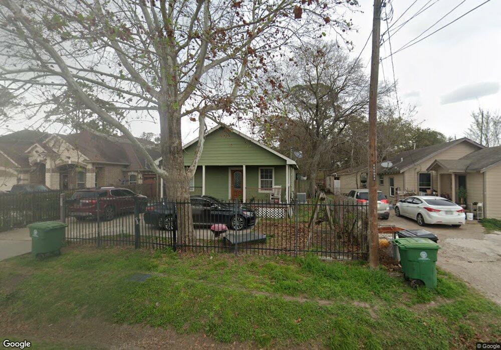 625 Duff Ln, Houston, TX 77022 - photo 1