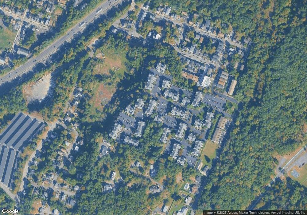 60 Boulder Run Rd, Paterson, NJ 07501 - photo 1