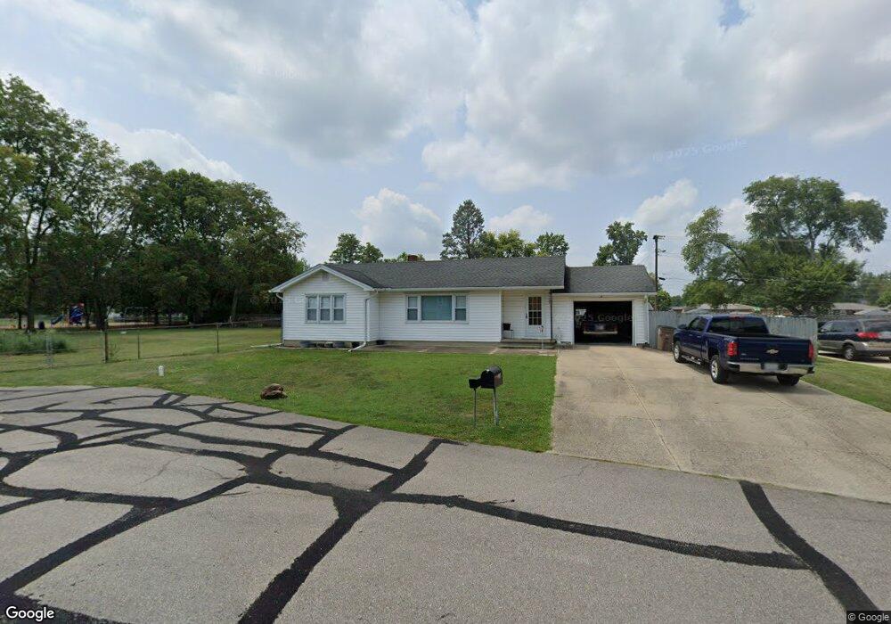 250 Olmstead Dr, Columbus, IN 47201 - photo 1