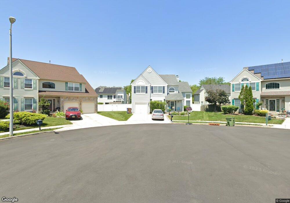 318 Sussex Ct, Swedesboro, NJ 08085 - photo 1