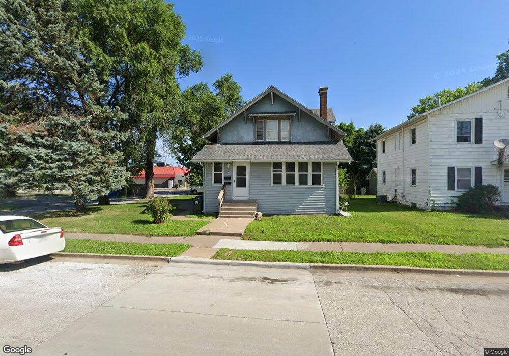 1640 W 17th St unit 1, Davenport, IA 52804 - photo 1