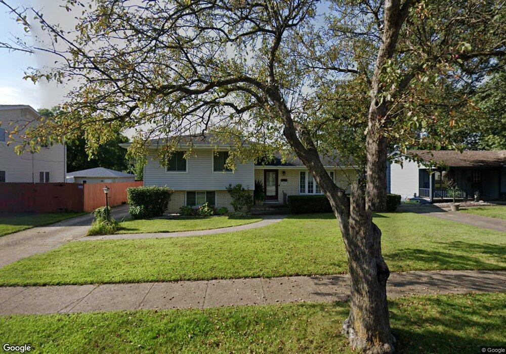 3810 Bel Aire Rd, Des Moines, IA 50310 - photo 1