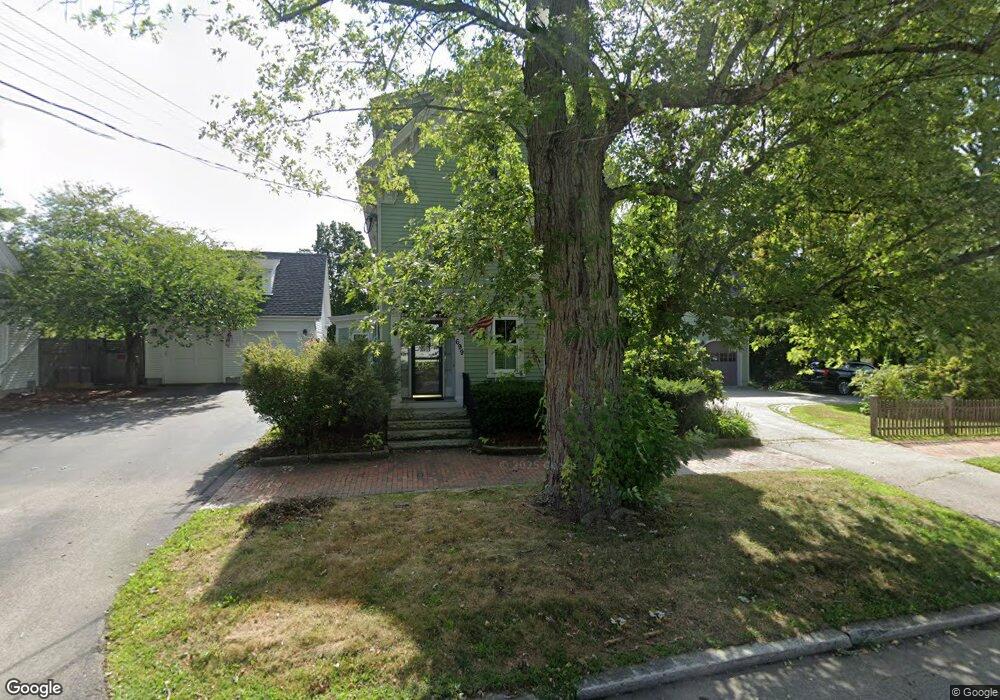 699 Middle St unit 1, Portsmouth, NH 03801 - photo 1