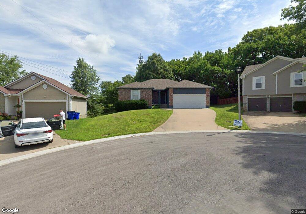 12606 W 52nd St, Shawnee, KS 66216 - photo 1