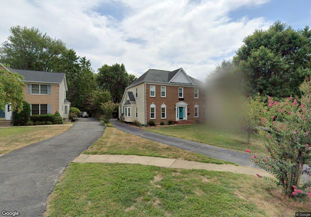 3233 Magnolia Ave, Falls Church, VA 22041 - photo 1