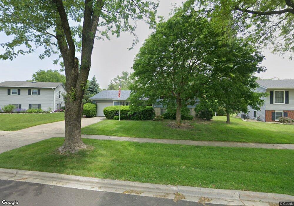 3206 Wren Ln, Rolling Meadows, IL 60008 - photo 1