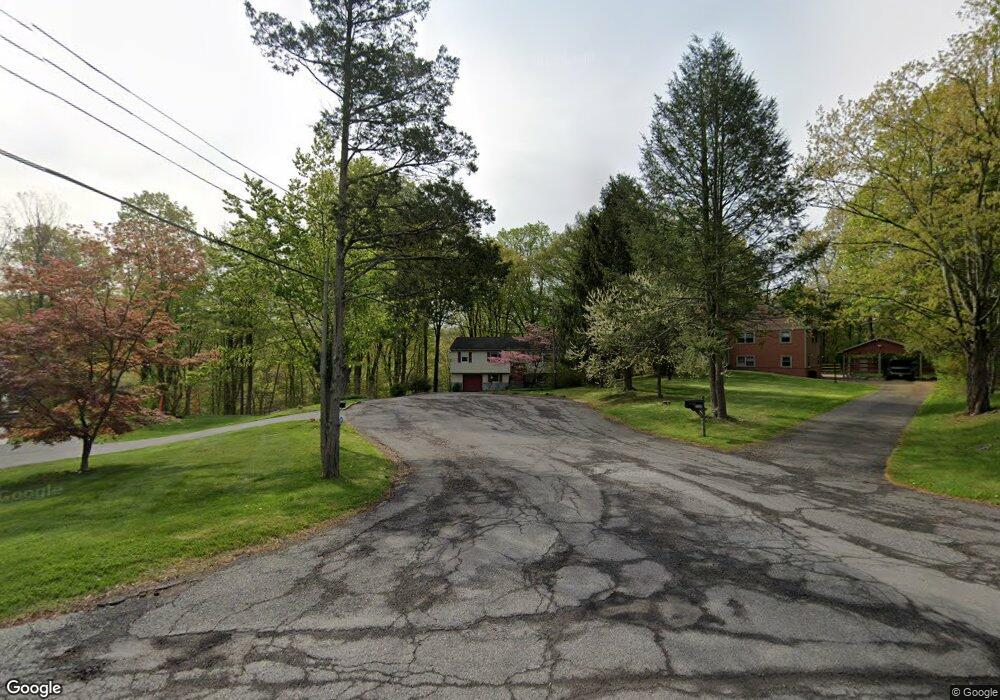 2342 Hawthorne Dr, Yorktown Heights, NY 10598 - photo 1