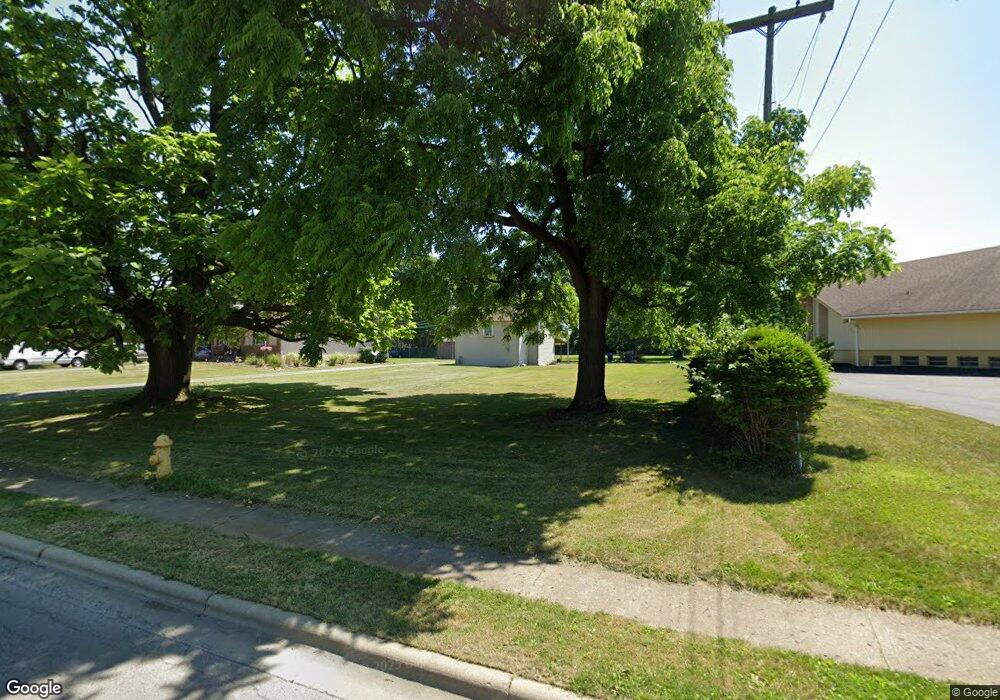 940 Beechwood Rd, Columbus, OH 43227 - photo 1