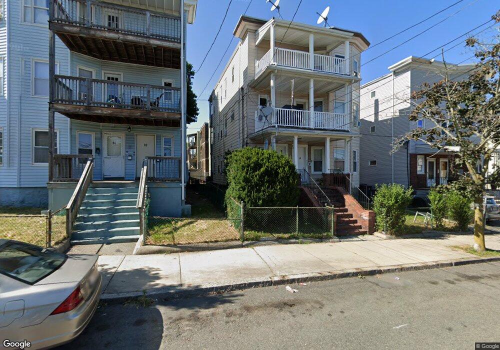 86 Vernal St unit 1, Everett, MA 02149 - photo 1