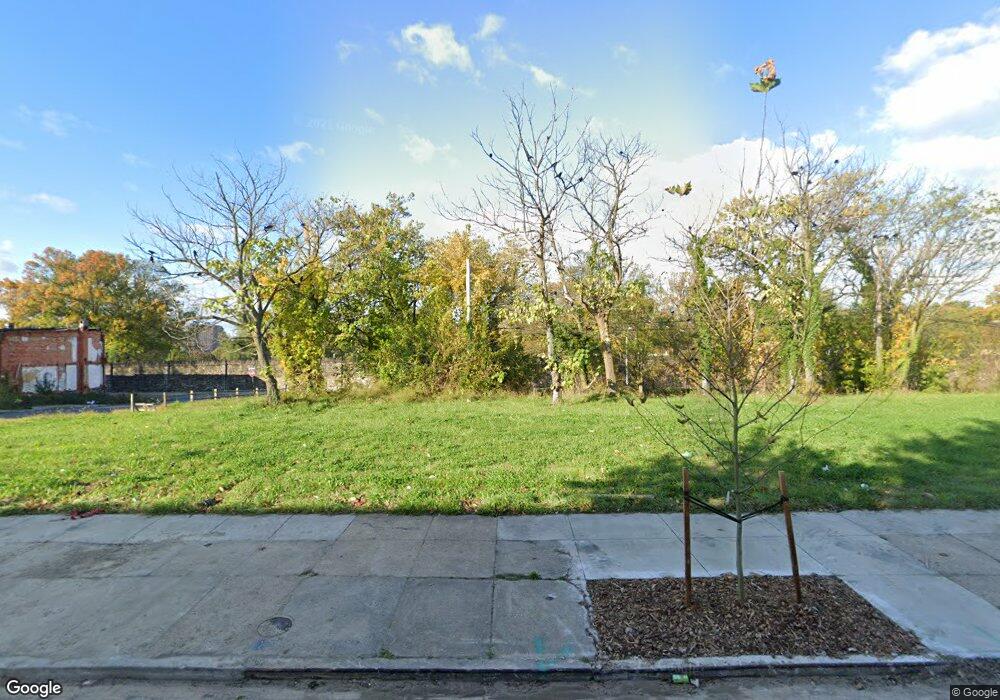 1610 Holbrook St, Baltimore, MD 21202 - photo 1