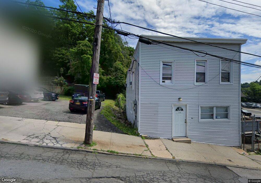 5 Montague St unit 1&2, Yonkers, NY 10703 - photo 1