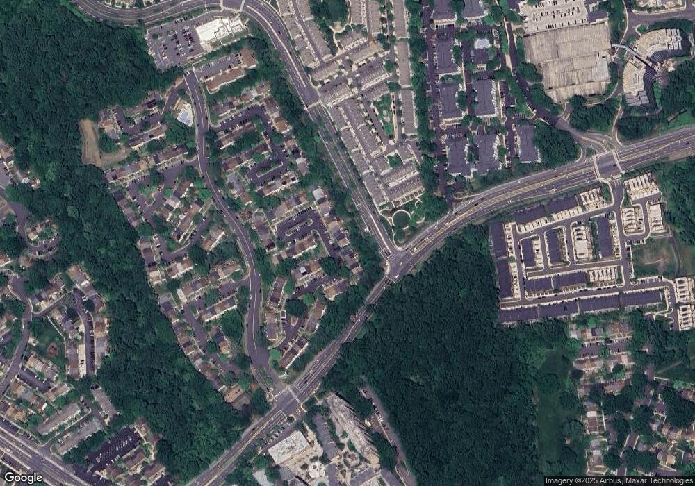 3043 White Birch Ct, Fairfax, VA 22031 - photo 1