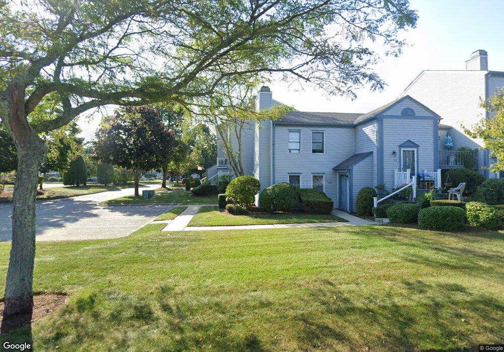 131 Willow Glen Cir unit 131, Warwick, RI 02889 - photo 1