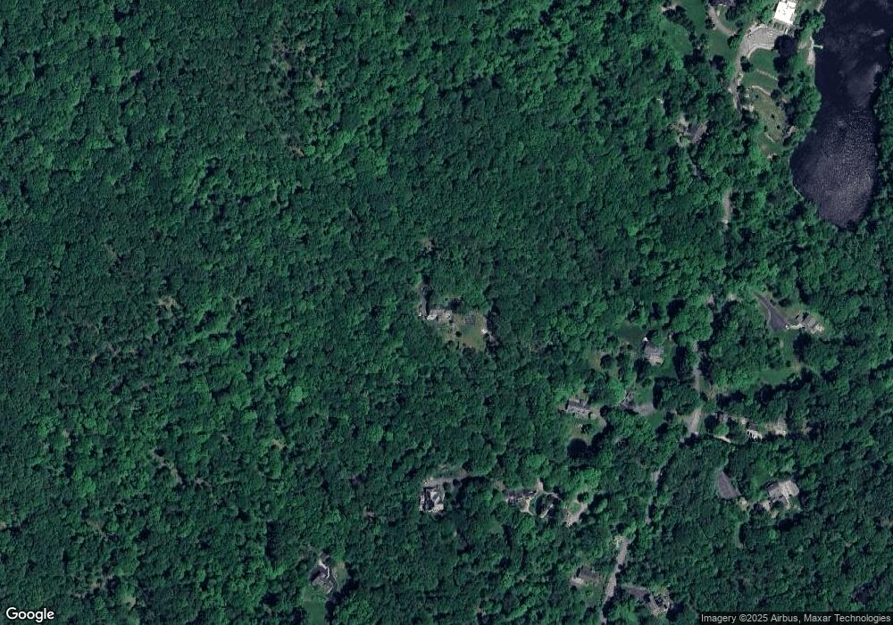 1390 Journeys End Rd, Croton On Hudson, NY 10520 - photo 1