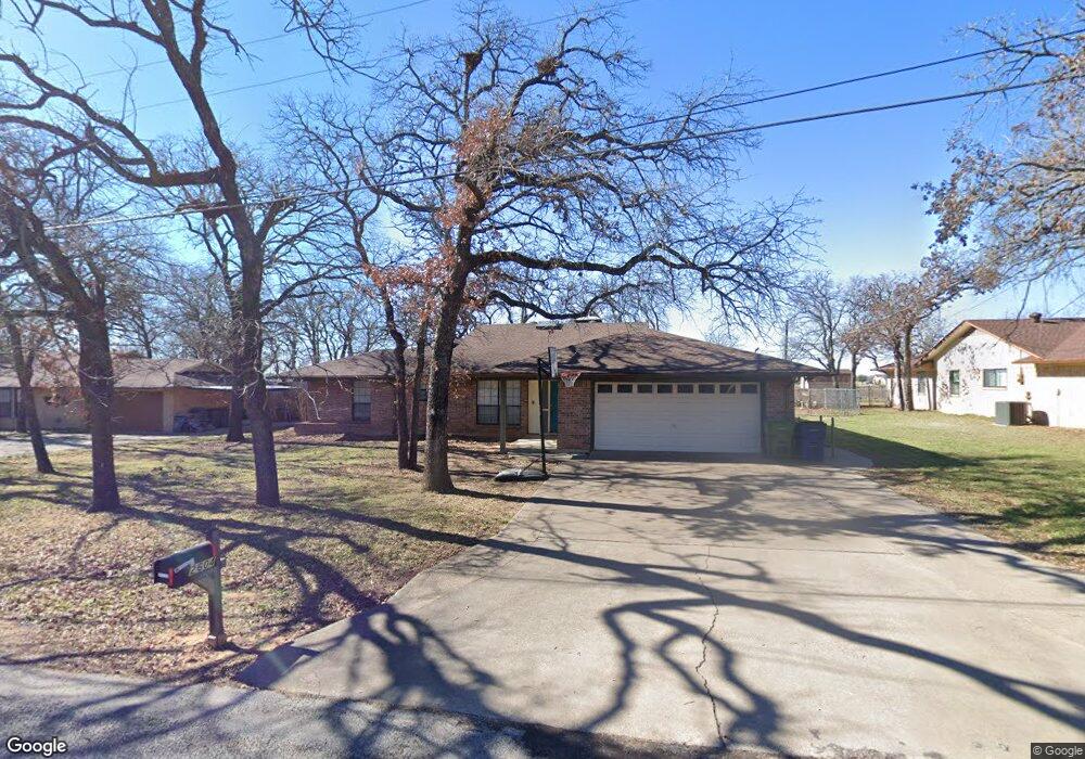 2604 W Highland Dr, Granbury, TX 76049 - photo 1