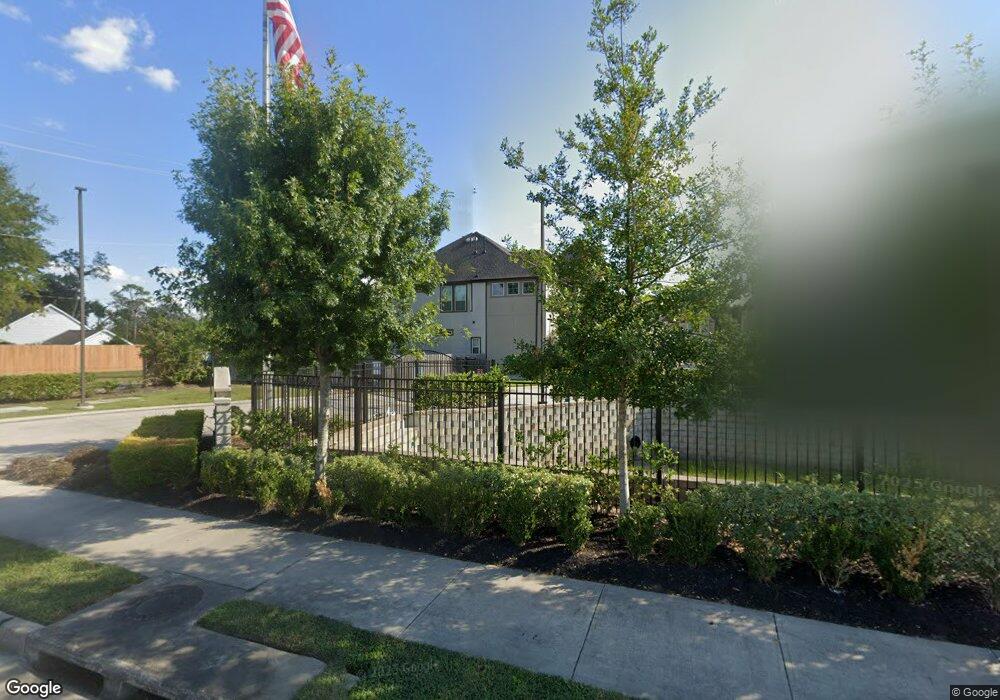 5120 E Lacey Garden Loop, Houston, TX 77018 - photo 1