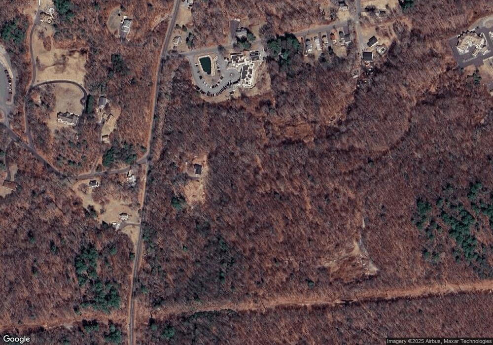 711 Pine Hill Blvd, Plymouth, CT 06782 - photo 1