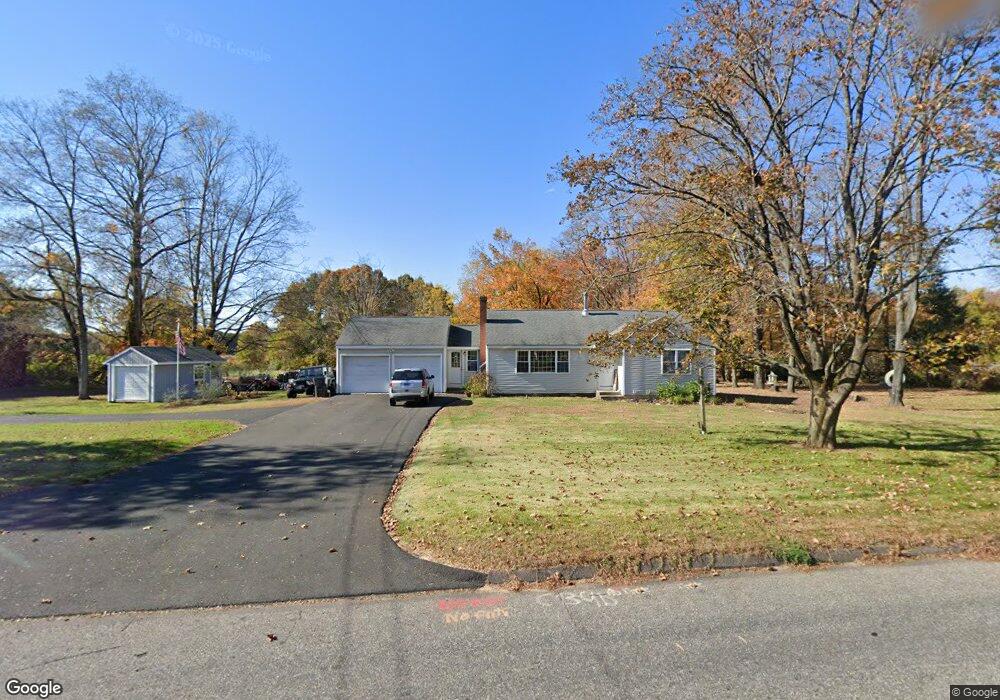 316 Rye St, Broad Brook, CT 06016 - photo 1