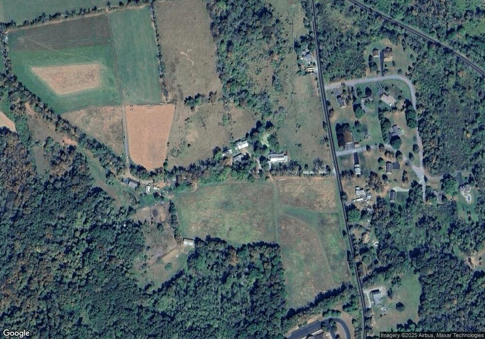 47 Bowen Rd, Honesdale, PA 18431 - photo 1