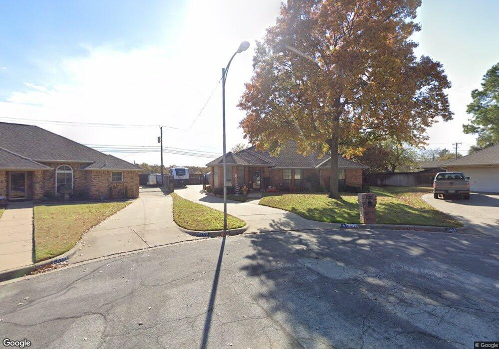 6401 Blake Ct, North Richland Hills, TX 76182 - photo 1