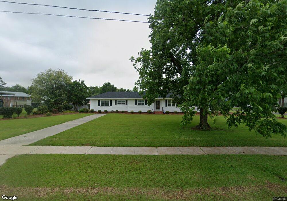 349 W Broad Ave, Doerun, GA 31744 - photo 1