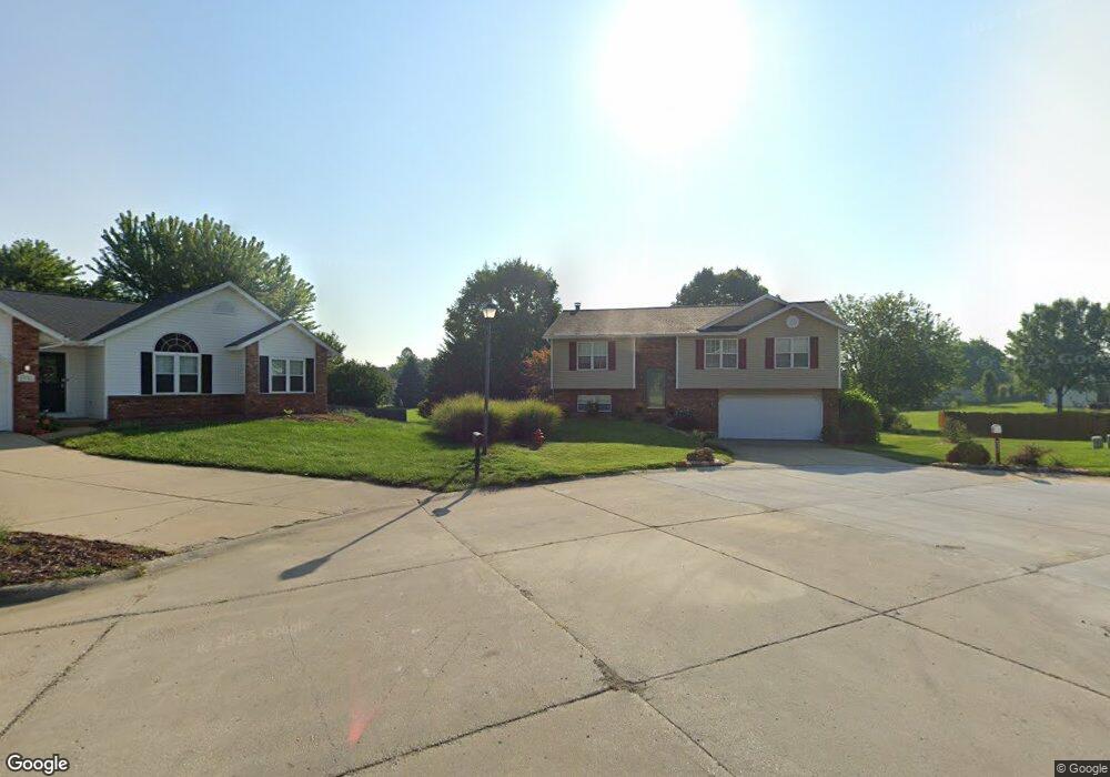 2337 Holiday Ln, Maryville, IL 62062 - photo 1