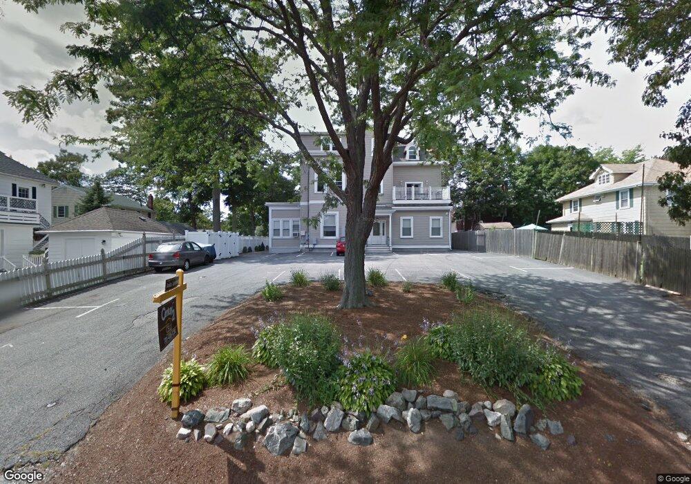 39 Chestnut St unit 4, Stoneham, MA 02180 - photo 1