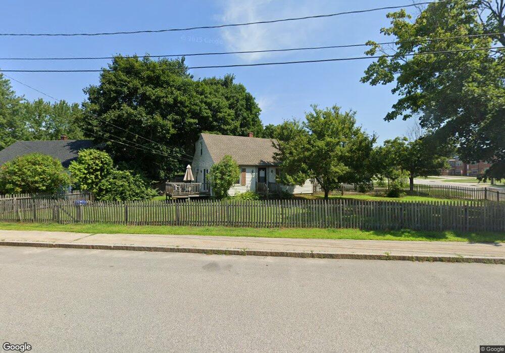 2 Maplecrest St, Newmarket, NH 03857 - photo 1