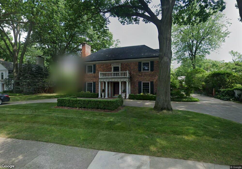 210 Cloverly Rd, Grosse Pointe Farms, MI 48236 - photo 1