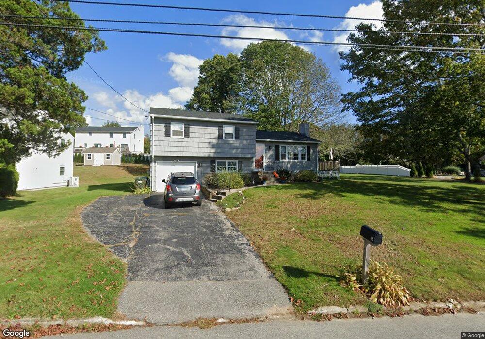 48 Osage Ln, Groton, CT 06340 - photo 1