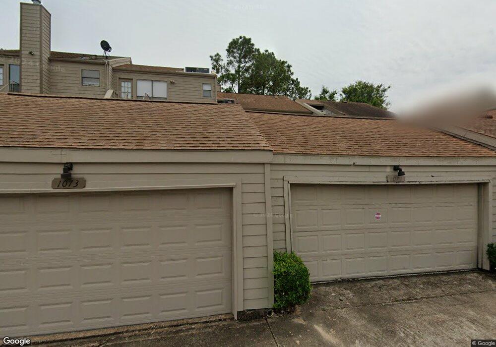 1071 Country Place Dr unit 34, Houston, TX 77079 - photo 1